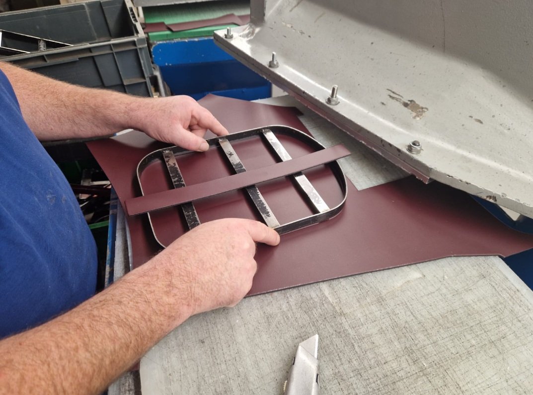 workshop-zatchels-handmade-1