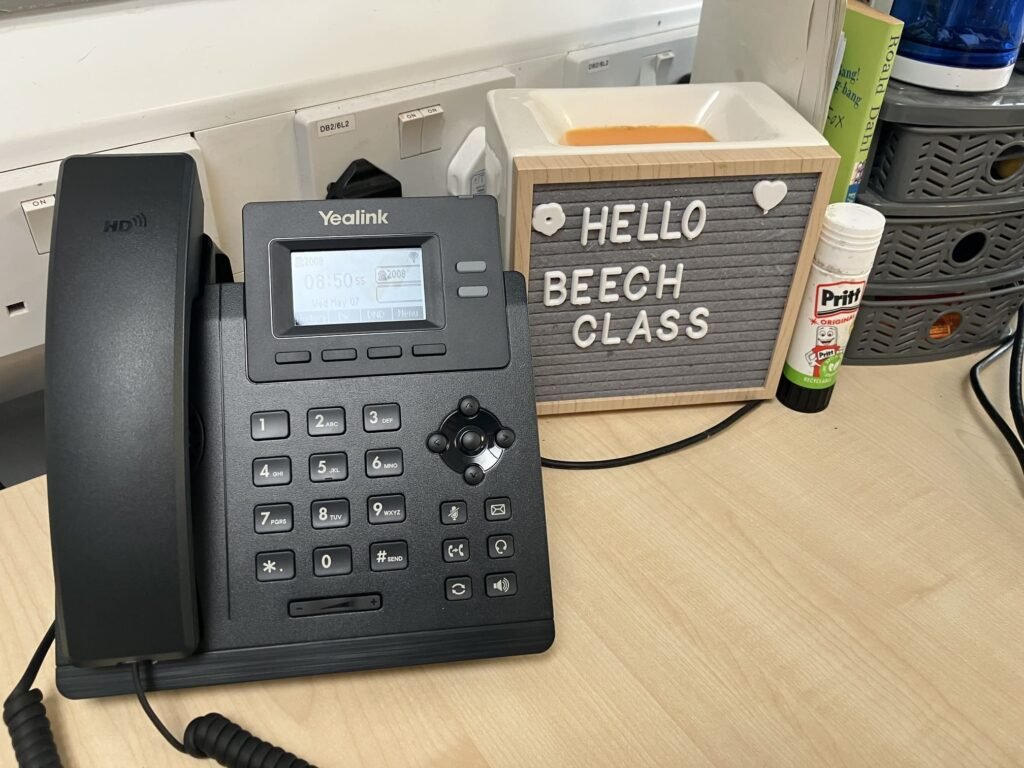 Classroom-WiFi-phones