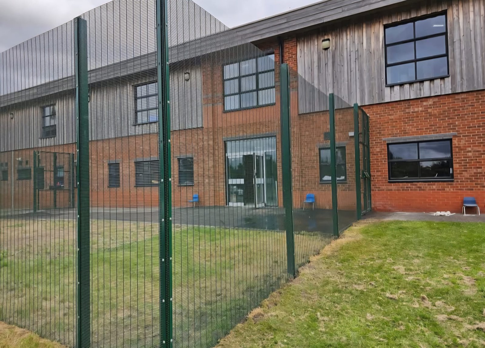 WhatsApp-Image-2025-10-09-at-15.32.54-1-3