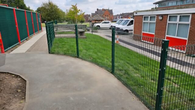 WhatsApp-Image-2025-10-09-at-15.32.55-3-3