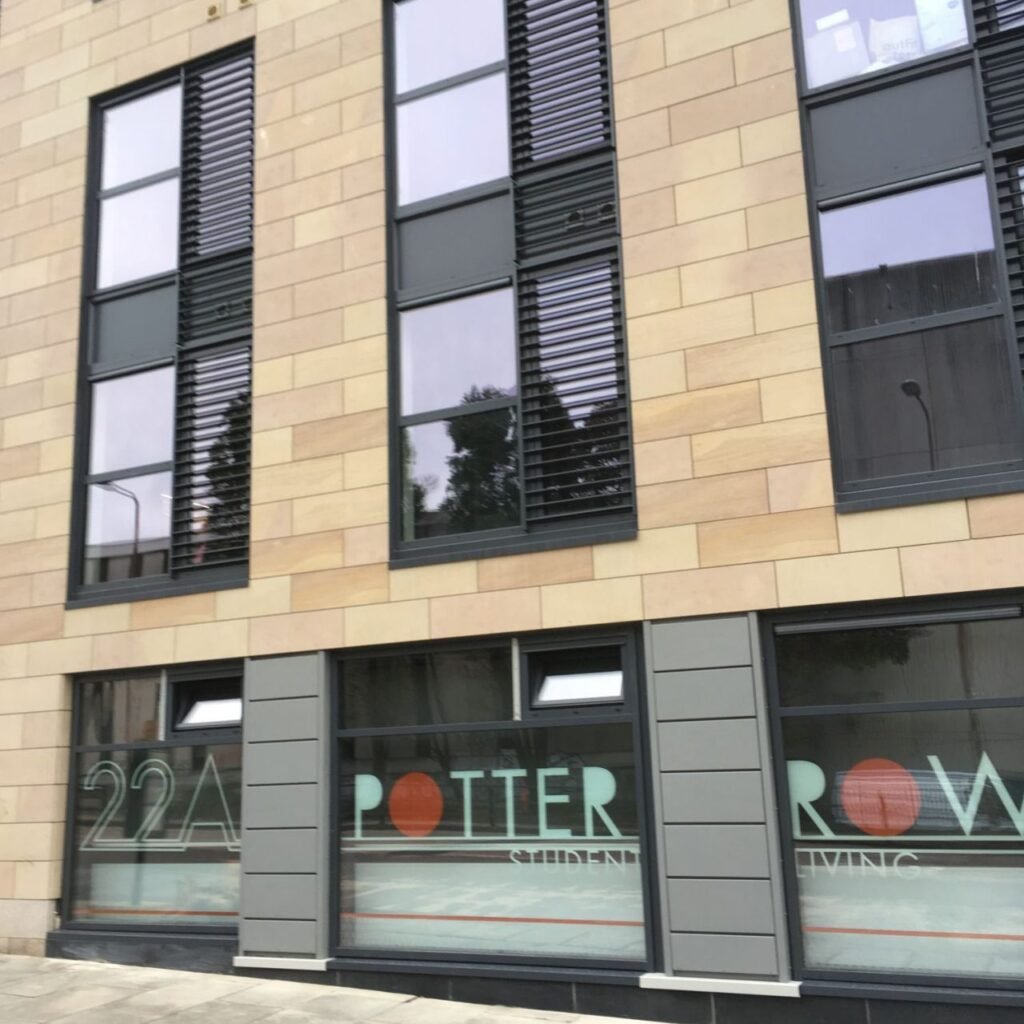 Edinburgh-student-2-1280×1280-1