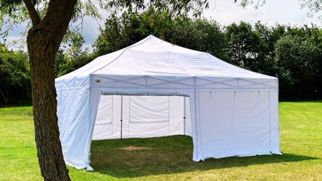 large_white_pop_up_marquee-1