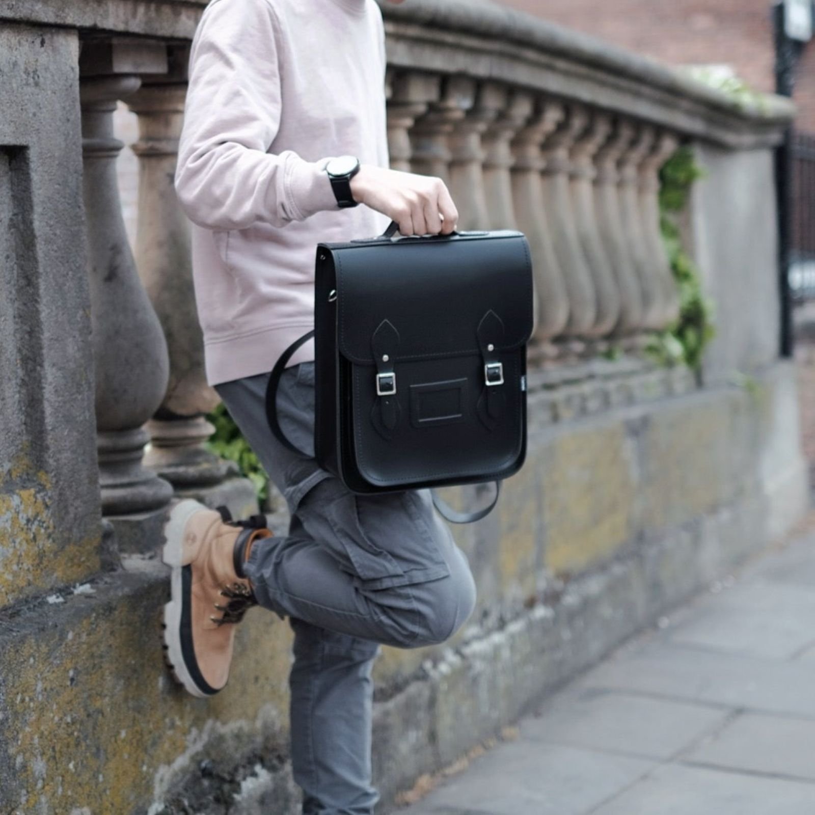 BLACK-CITY-BACKPACK-MODEL-ZATCHELS