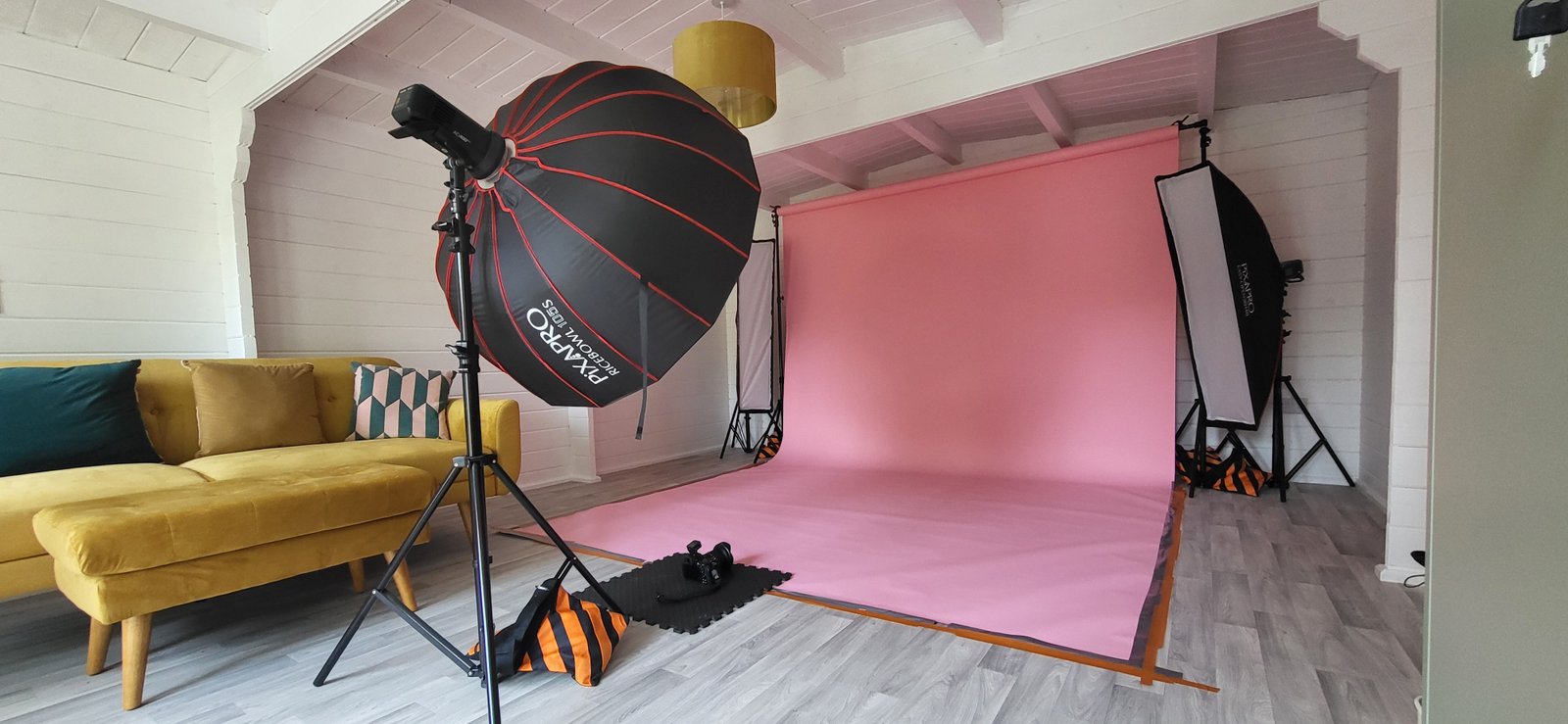 Photography-studio-Bespoke-1