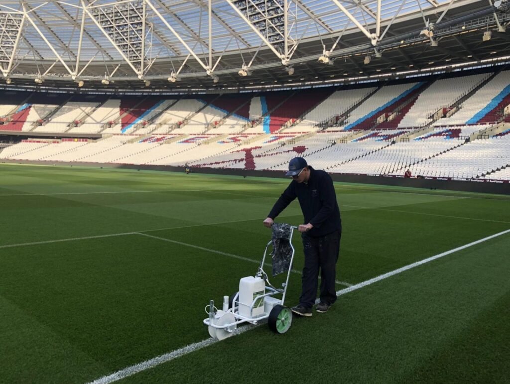 Hybrid-marker-and-Ecoline-Plus-at-London-Stadium